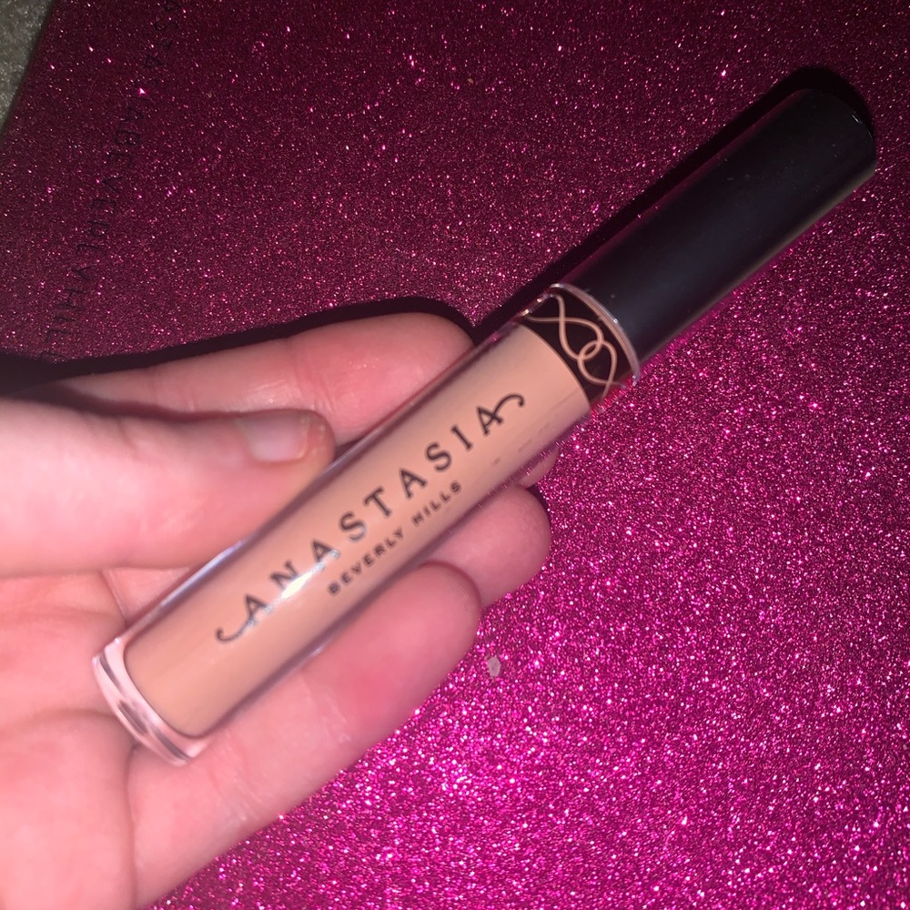 Anastasia Beverly Hills Liquid Lipstick in Naked